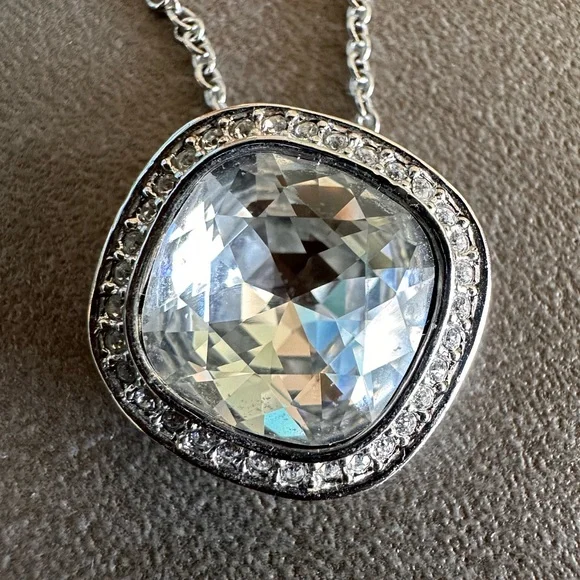 Swarovski crystal necklace. Vintage. Adjustable. - Picture 8 of 9